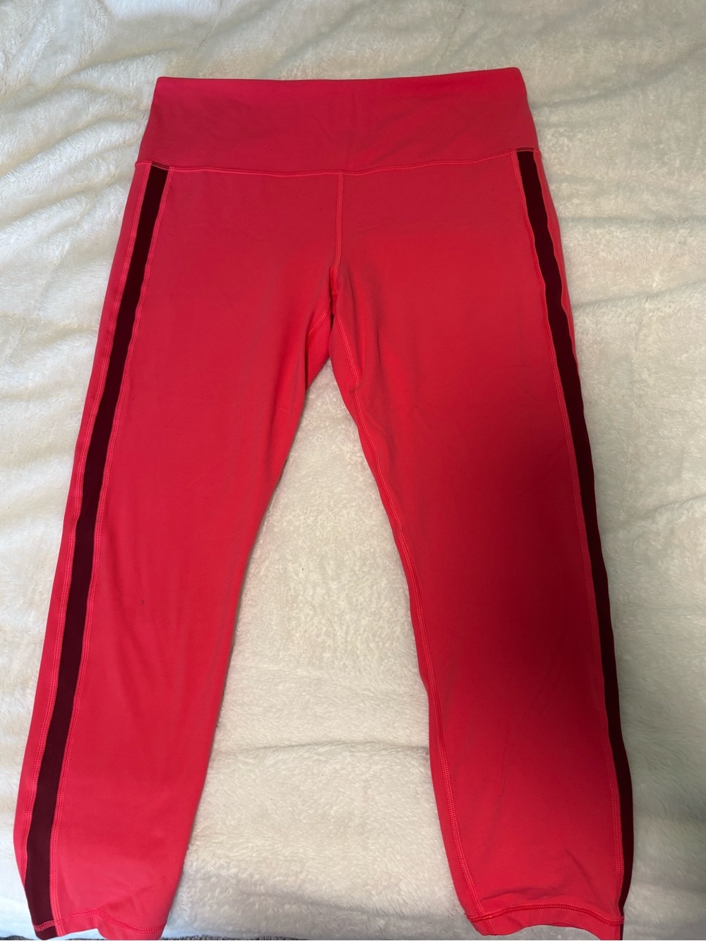 Athleta Red Women’s Elation Workout Active 7/8 Leggings Dark Red Side Stripes